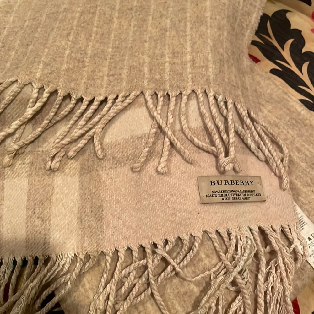 Burberry scarf 🧣